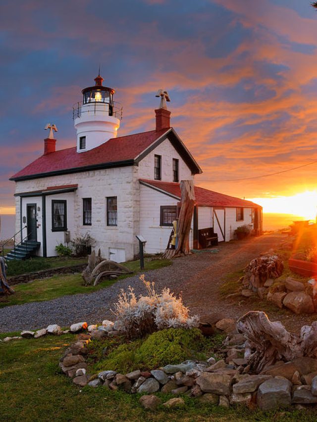 battery-point-lighthouse-leland-howard